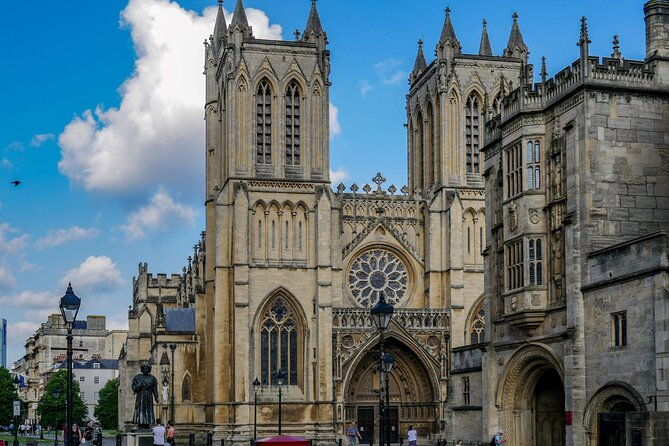 bristol-quest-self-guided-city-walk-immersive-treasure-hunt
