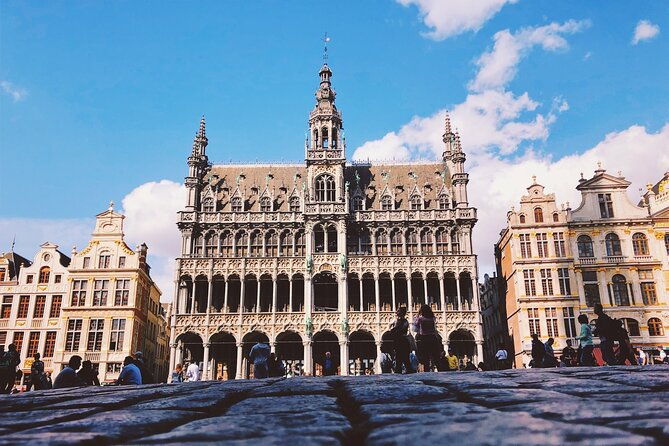 brussels-highlights-walking-and-bus-tour-w-waffle-2