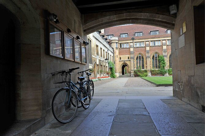 cambridge-scavenger-hunt-and-highlights-self-guided-tour
