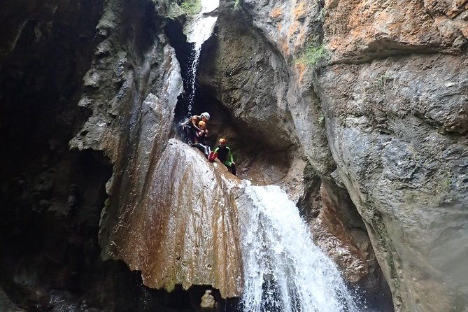 canyoning-summerrain-fullday-canyoning-tour-also-for-beginner