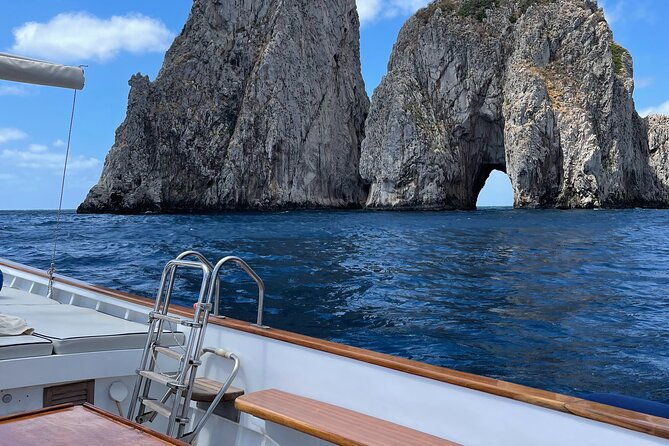 capri-boat-tour-in-3-hours
