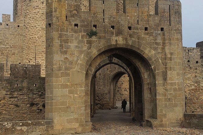 carcassonne-s-medieval-walls-a-self-guided-tour