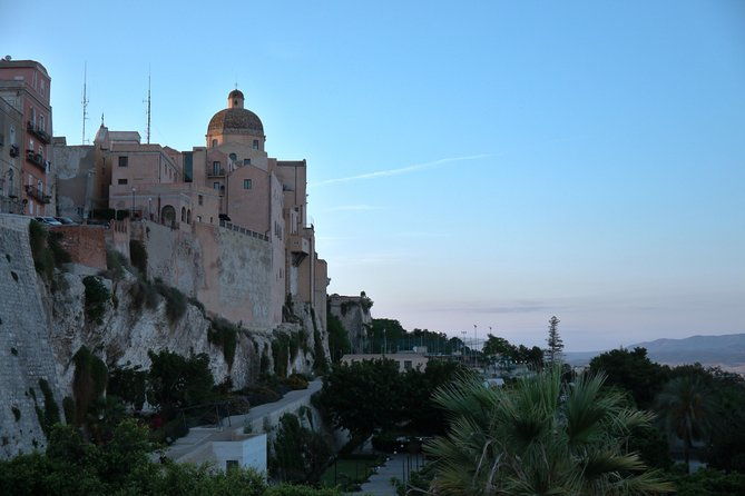 castello-walking-tour-and-the-giants-of-monte-prama
