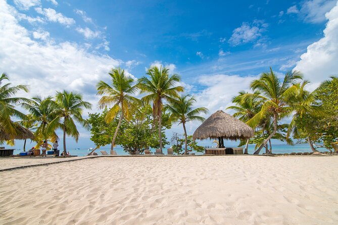 catalina-sailing-from-la-romana