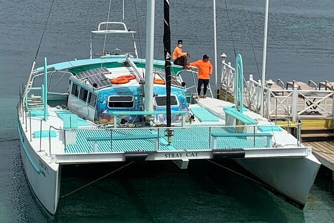 catamaran-cruise-open-bar-food-and-snorkeling