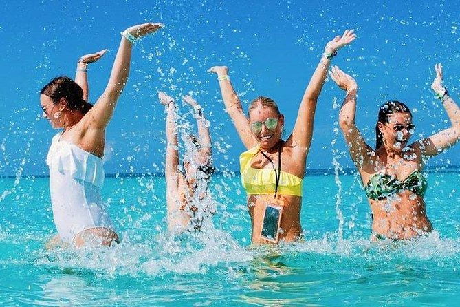 catamaran-party-boat-half-day-trip-with-snorkeling-and-natural-pool