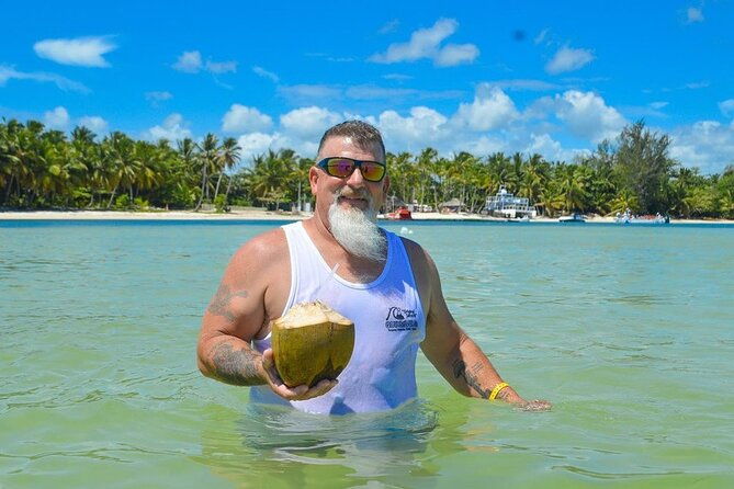 catamaran-tour-in-bavaro-punta-cana-snorkeling-experience