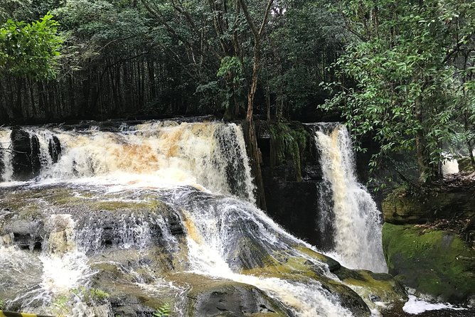 caves-and-waterfalls-day-tour