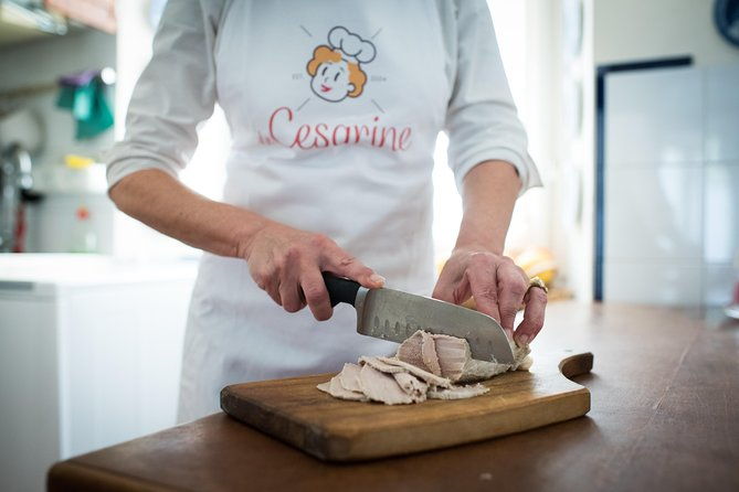 cesarine-market-tour-cooking-class-at-locals-home-in-turin-2