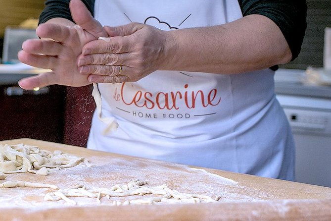 cesarine-market-tour-home-cooking-class-in-catania