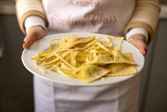 cesarine-private-pasta-class-at-locals-home-in-catania