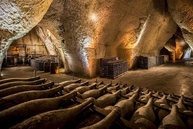 champagne-private-tour-veuve-clicquot-tasting-from-reims-epernay