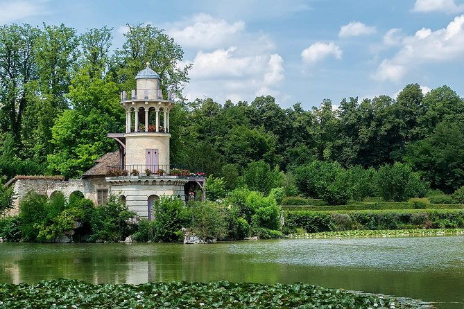 chateau-of-versailles-and-marie-antoinettes-petit-trianon-private-tour