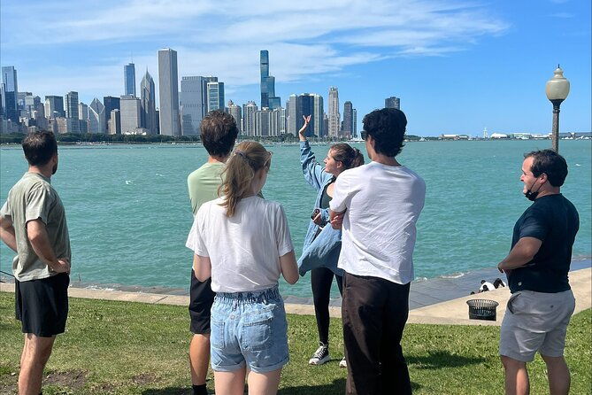 chicago-luxury-minibus-city-tour-and-architecture-river-cruise