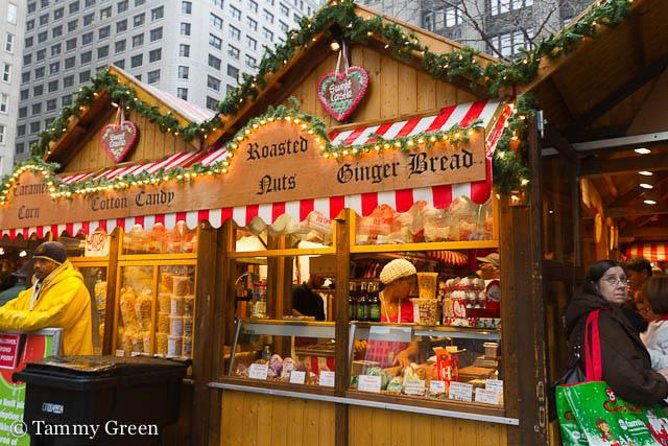 chicago-style-holiday-hike-festive-food-and-walking-tour