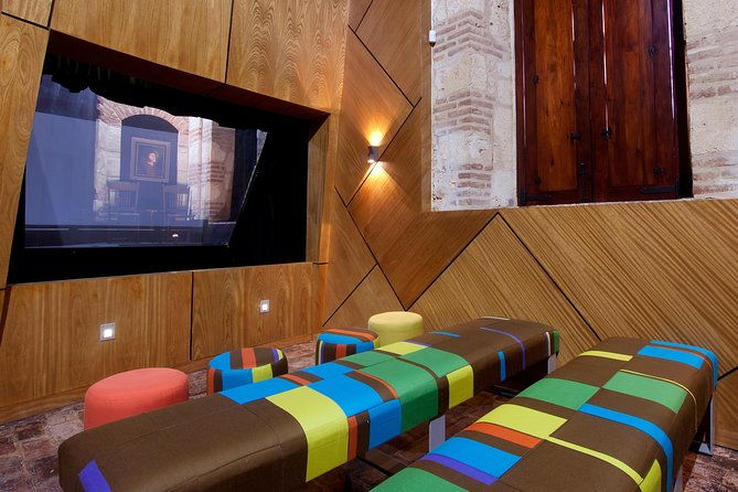 chocolate-making-experience-colonial-zone-walking-tour