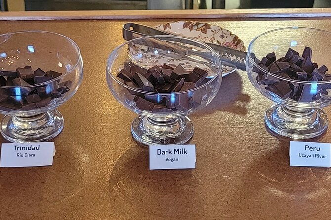 chocolate-tour-including-hot-chocolate-and-samples