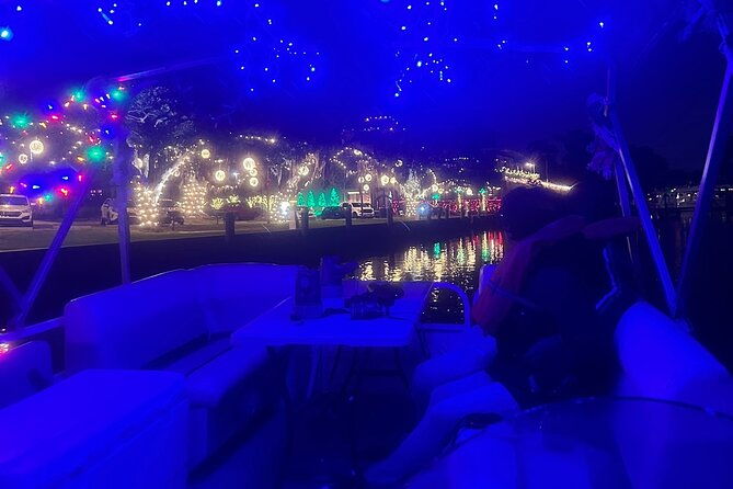 christmas-on-the-bayou-booze-cruise-near-new-orleans
