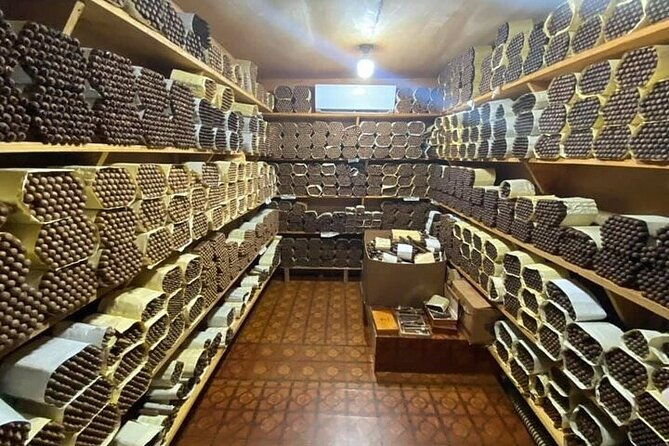 cigar-and-rum-experience