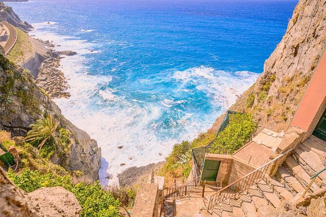 cinque-terre-hiking-tour-from-la-spezia-port