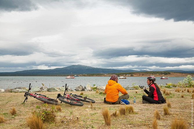 city-bike-tour-in-puerto-natales