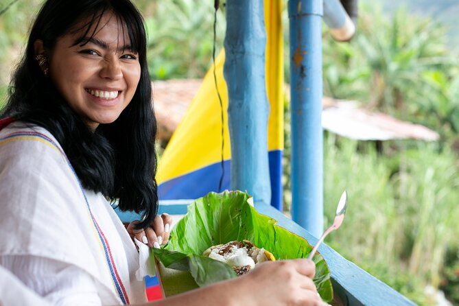 coffee-tour-with-arrival-on-horseback-and-sugar-cane-processing