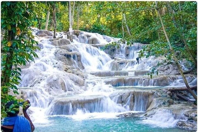 combined-dunns-river-falls-blue-hole-white-river-rafting