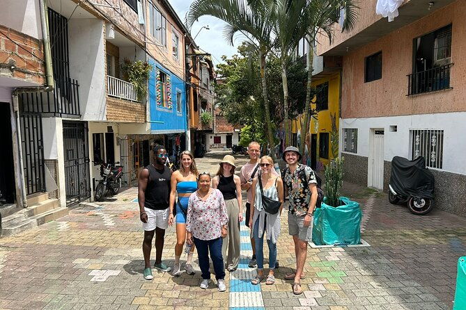 comuna-4-walking-tour-medellin