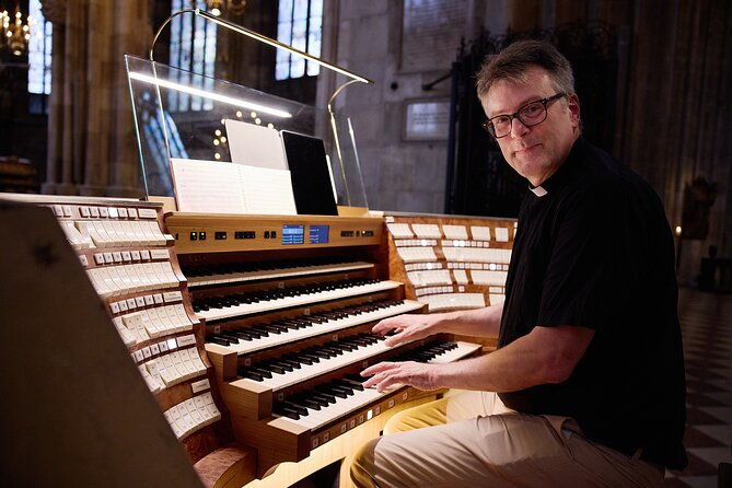 concert-at-viennas-st-stephens-cathedral