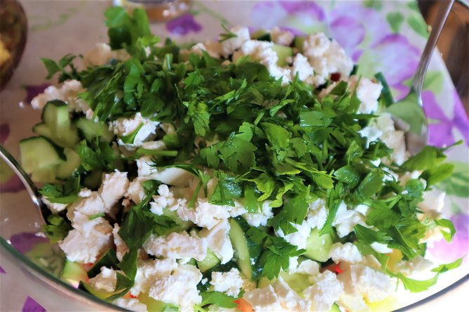 cook-and-eat-with-a-local-in-sofia