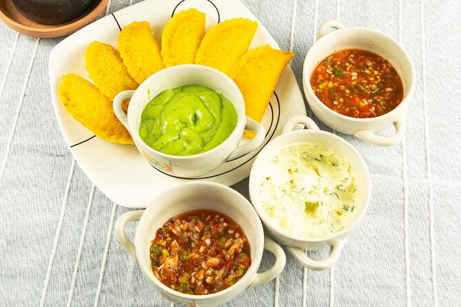cooking-class-preparing-colombian-empanadas