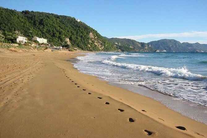 corfu-a-relaxed-day-at-glyfada-beach-3