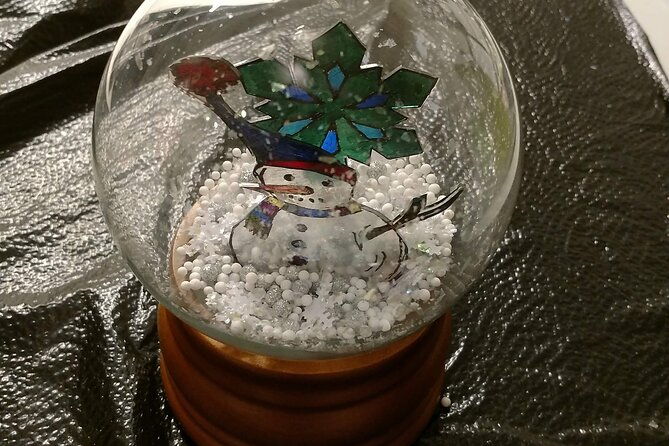 create-your-own-winter-snow-globe-in-estes-park