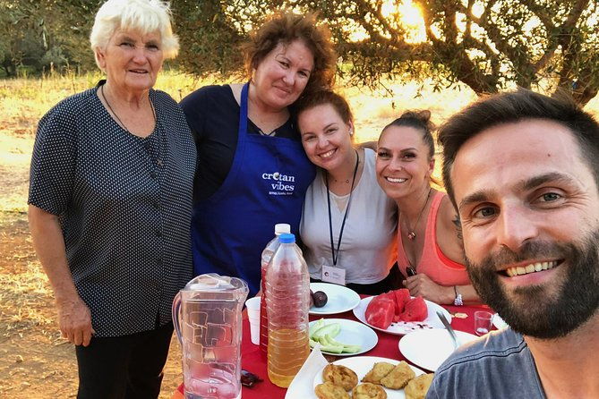 cretan-farm-tour-with-cheese-making-picnic-with-cretan-vibes-2