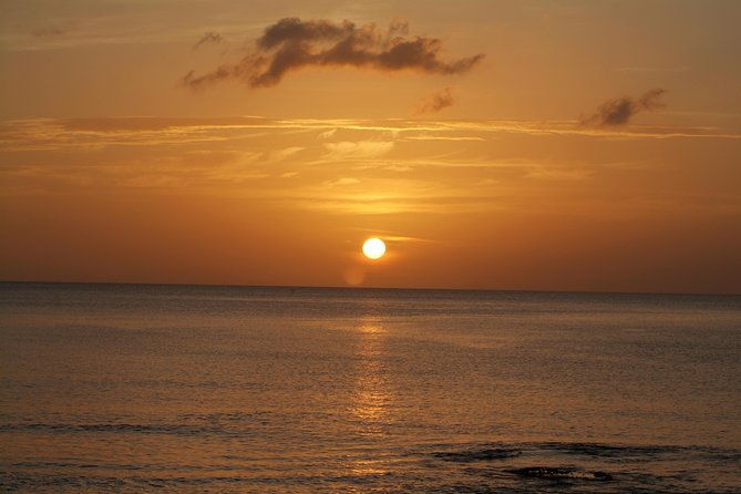 cruise-sunset-party-in-castries