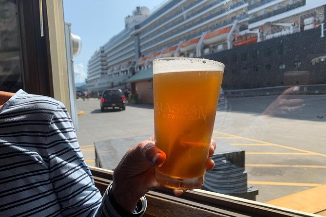cruisin-and-boozin-90-minute-historical-walking-tour-of-sites-and-bars-2