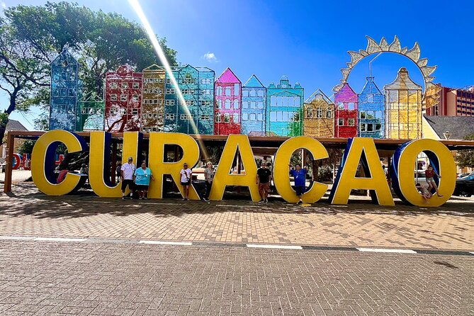 curacao-cityscape-discover-her-secret
