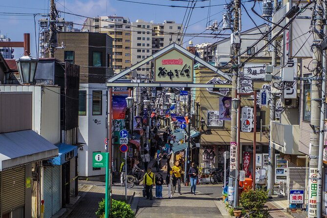 customized-private-walking-tour-of-yanaka-in-tokyo-nostalgia