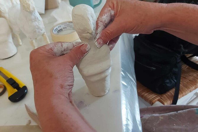 cycladic-sculpture-workshop-in-paros