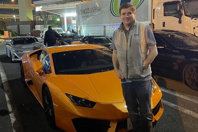 daikoku-pa-jdm-car-scene-private-tour-in-a-lamborghini