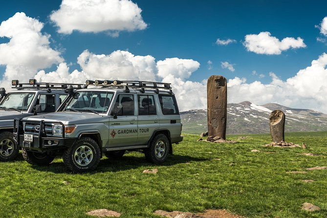 daily-jeep-tour-to-garni-gorge-and-geghama-mountains