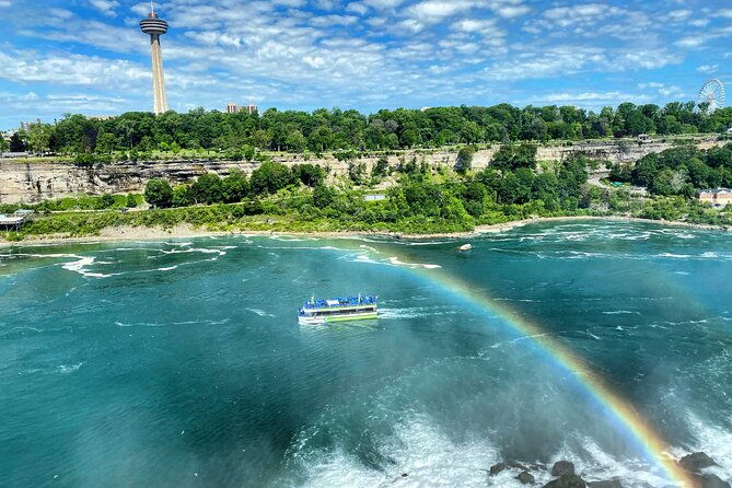 daredevil-walking-tour-with-maid-of-the-mist-boat-ride