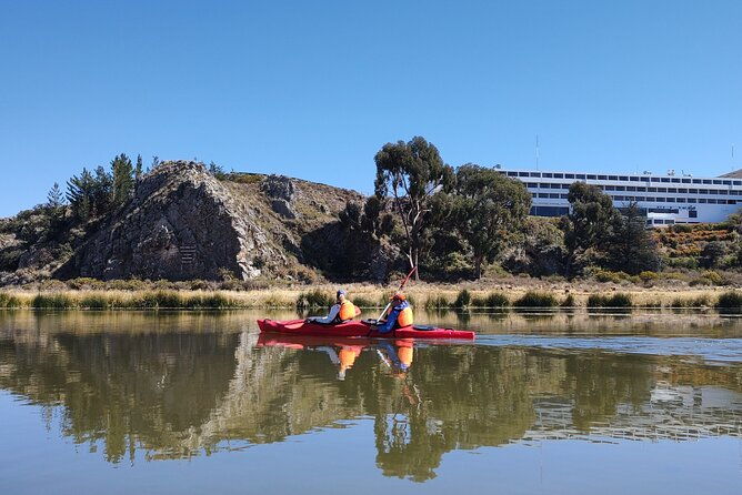 day-kayaking-at-southern-uros-islands-local-lunch