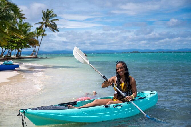 day-tour-beach-and-culture-san-blas-islands-3-islands-1-village