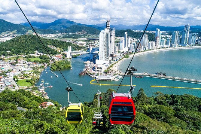 day-tour-in-balneario-camboriu-and-unipraias-park-with-cable-cars
