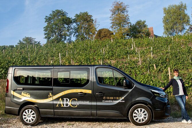 day-trip-by-van-in-champagne-small-group-of-8
