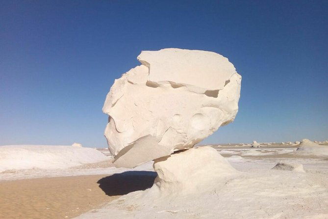 day-trip-to-bahariya-oasis-visit-black-and-white-desert-from-cairo-2