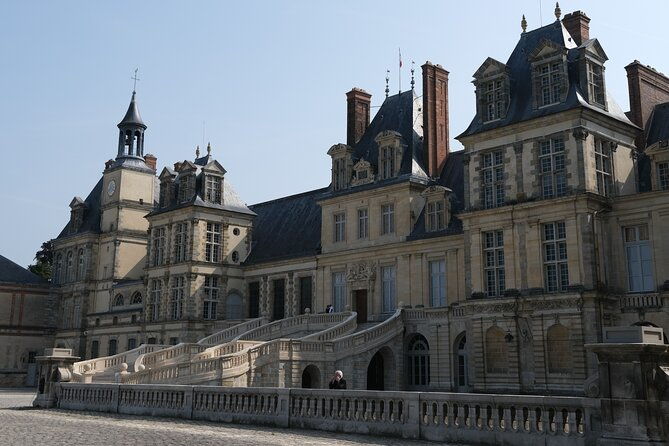 day-trip-to-fontainebleau-horse-riding-gastronomy-and-castle