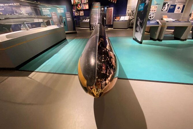 deluxe-arizona-memorial-bowfin-submarine-and-honolulu-city-tour