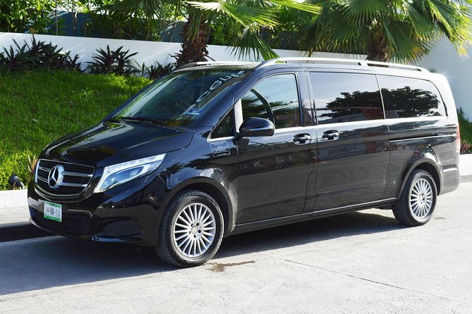 departure-luxury-transportation-hotels-to-punta-cana-international-airport1-5
